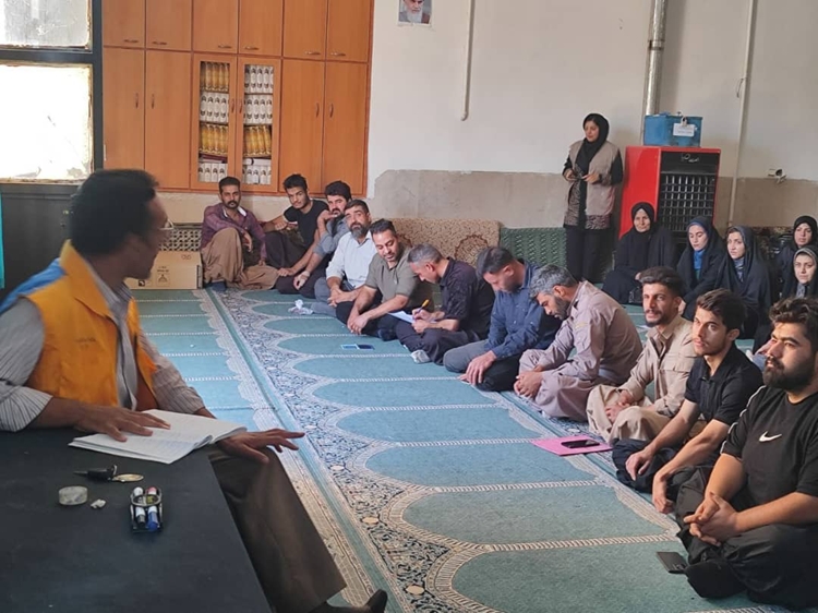 برگزاری دوره آموزشی برای دامداران و زنان خانه‌دار روستای قلعه‌جوق